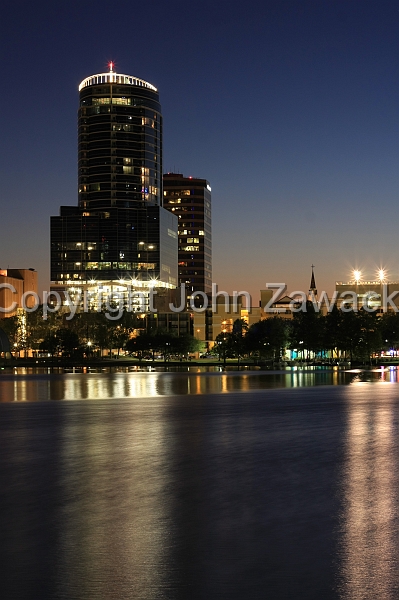 IMG_8418.JPG - Downtown Orlando & Lake Eola at Night