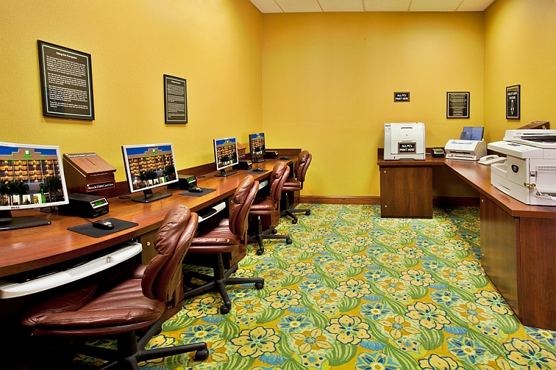 Business_6121.jpg