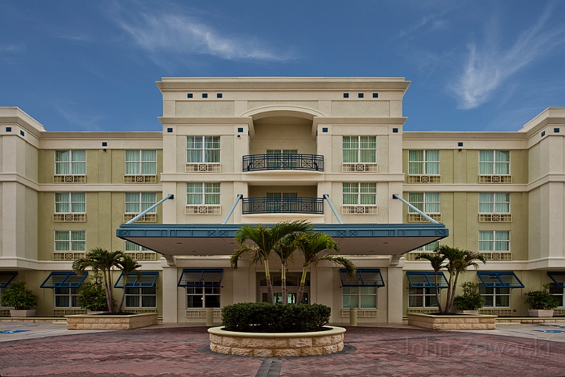 SRQFL-IN-Sarasota-Exterior_1721.jpg