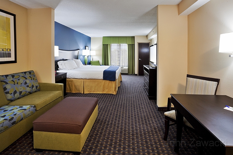 CLWLS-HIEX-Largo-king-Suite_0328.jpg
