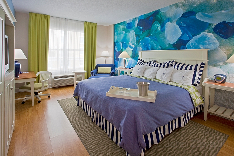 SRQFL-IN-Sarasota-King-Glass_0971.jpg