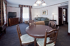 EYWLC-CP-Key-West-1Room-Suite_9349