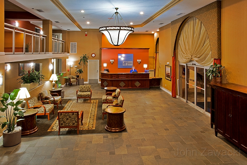 Lobby_7308.jpg