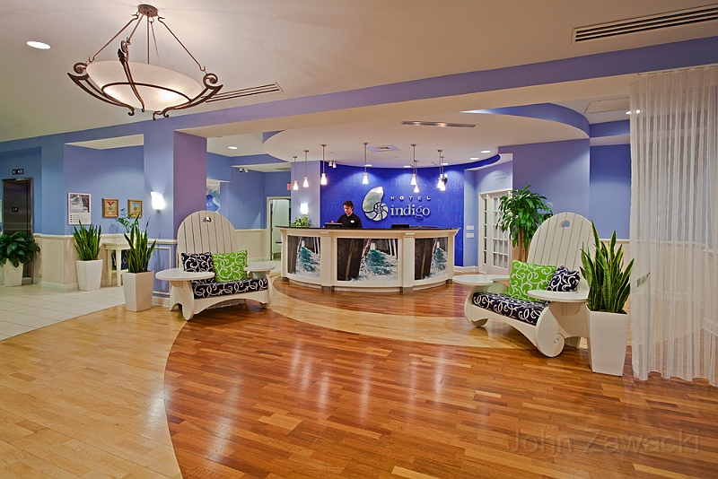 SRQFL-IN-Sarasota-Lobby_1113.jpg
