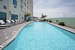 FLLHI-CP-Fort-Lauderdale-Pool_1010