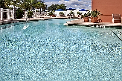 MCOMB-HIEX-Orlando-Pool